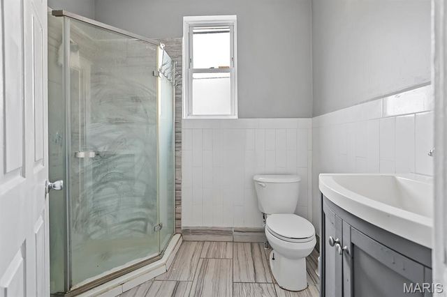 6745 Vernon Avenue, University City, MO 63130