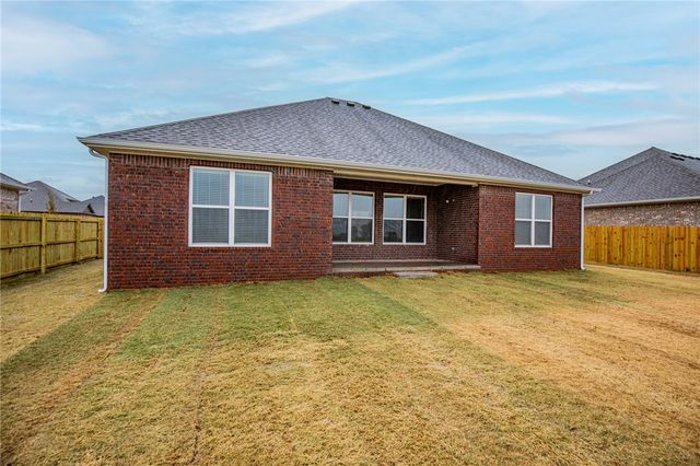 1900 Seay Circle, Pea Ridge, AR 72751
