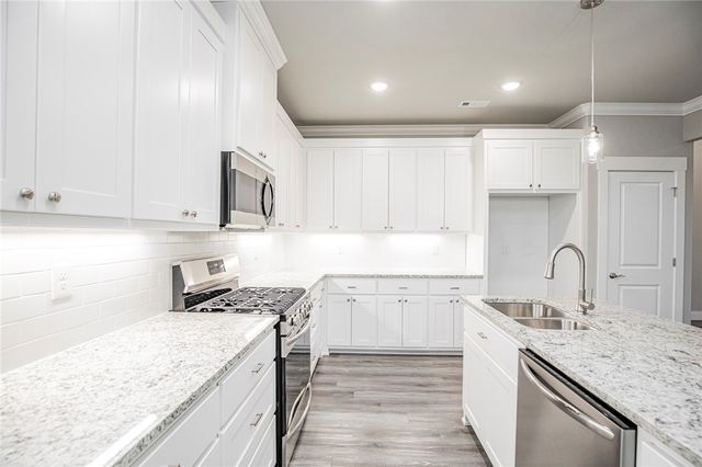 1900 Seay Circle, Pea Ridge, AR 72751