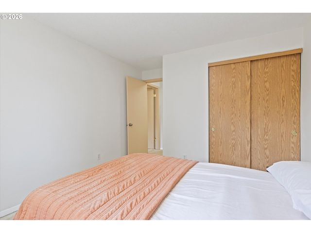 6138 Se LUNA Way, Hillsboro, OR 97123