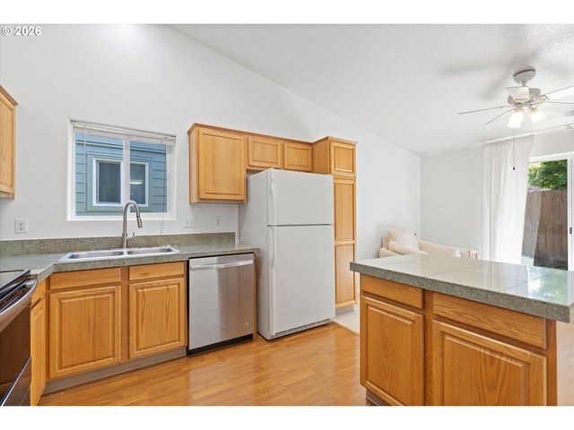 6138 Se LUNA Way, Hillsboro, OR 97123