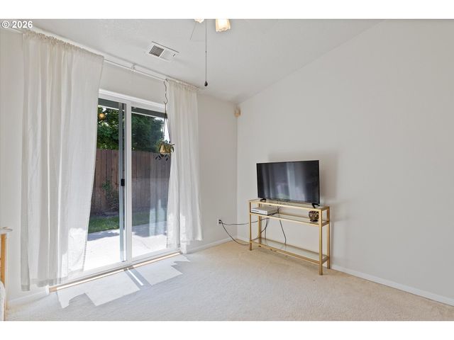 6138 Se LUNA Way, Hillsboro, OR 97123