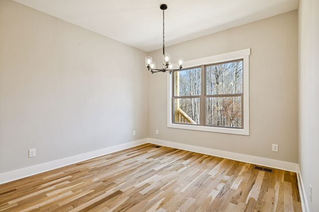 1183 Hangar Rd, Springfield, TN 37172