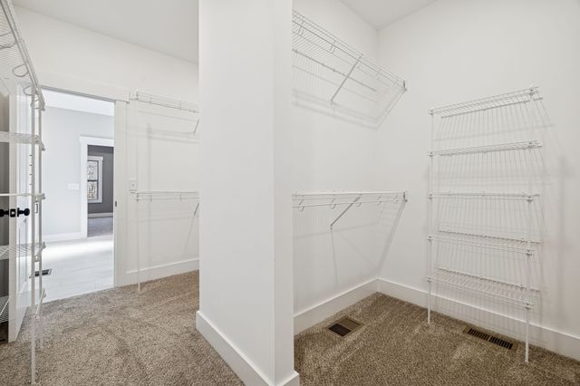 1183 Hangar Rd, Springfield, TN 37172