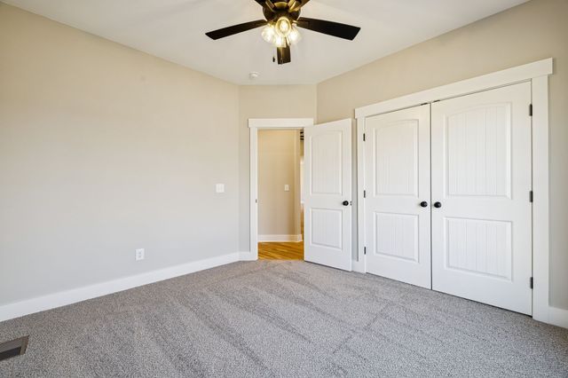 1183 Hangar Rd, Springfield, TN 37172