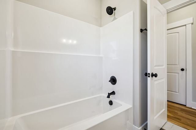 1183 Hangar Rd, Springfield, TN 37172