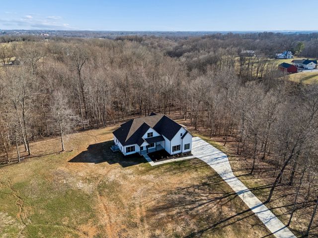 1183 Hangar Rd, Springfield, TN 37172