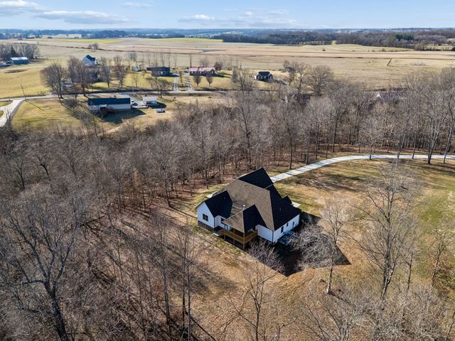 1183 Hangar Rd, Springfield, TN 37172