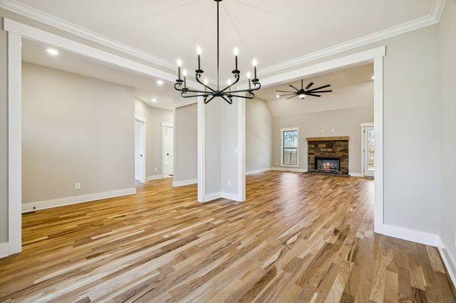 1183 Hangar Rd, Springfield, TN 37172