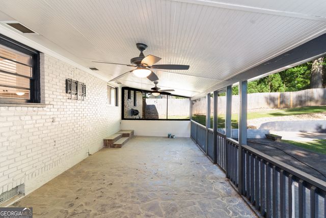 4090 Land O Lakes Drive NE, Atlanta, GA 30342