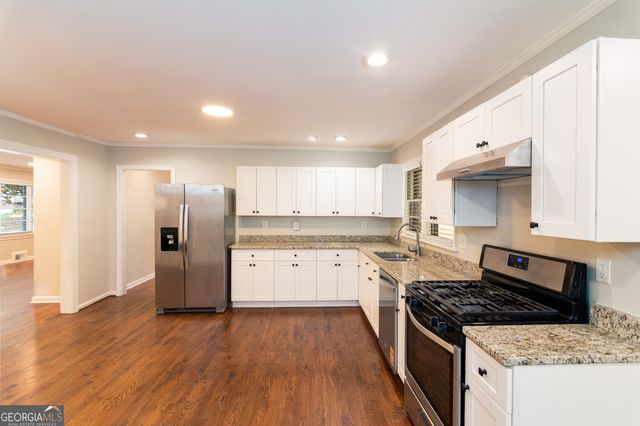4090 Land O Lakes Drive NE, Atlanta, GA 30342