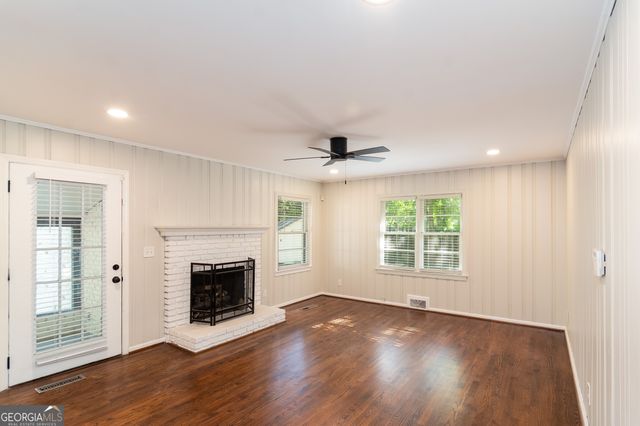 4090 Land O Lakes Drive NE, Atlanta, GA 30342