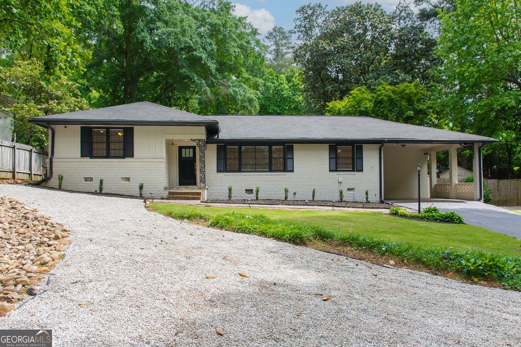 4090 Land O Lakes Drive NE, Atlanta, GA 30342