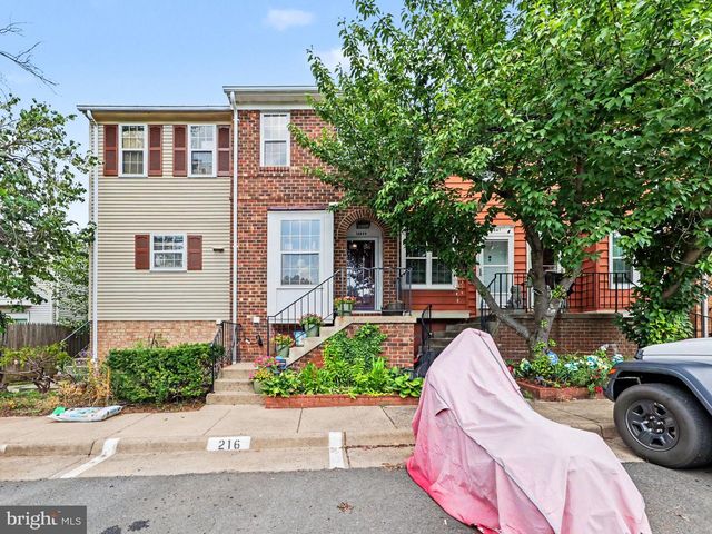 13849 CONSTITUTION CT, Chantilly, VA 20151