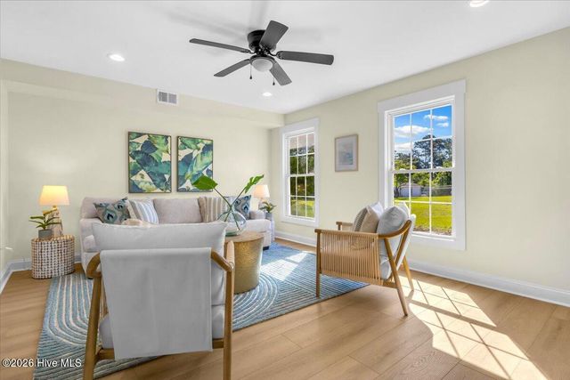 2950 Scotts Hill Loop Road, Wilmington, NC 28411