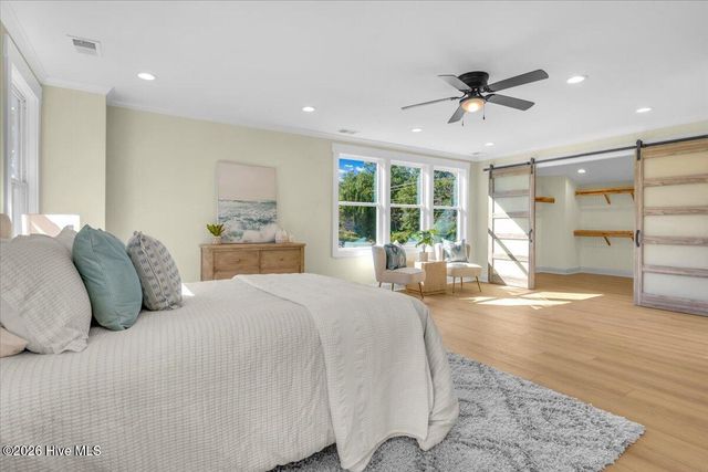 2950 Scotts Hill Loop Road, Wilmington, NC 28411