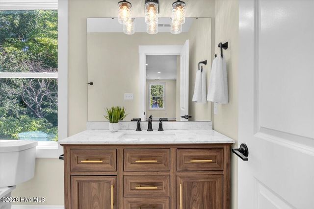 2950 Scotts Hill Loop Road, Wilmington, NC 28411