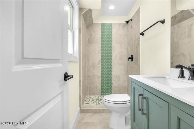 2950 Scotts Hill Loop Road, Wilmington, NC 28411