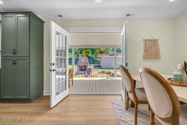 2950 Scotts Hill Loop Road, Wilmington, NC 28411