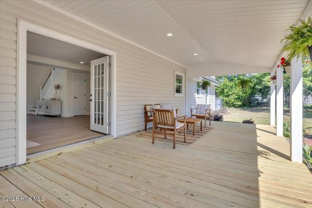 2950 Scotts Hill Loop Road, Wilmington, NC 28411