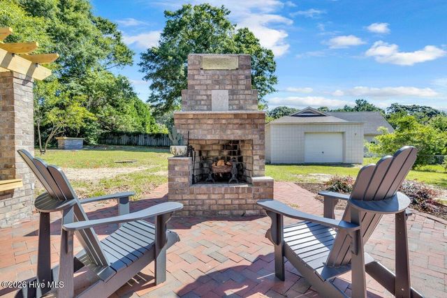 2950 Scotts Hill Loop Road, Wilmington, NC 28411
