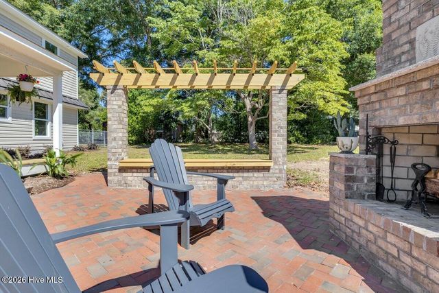 2950 Scotts Hill Loop Road, Wilmington, NC 28411