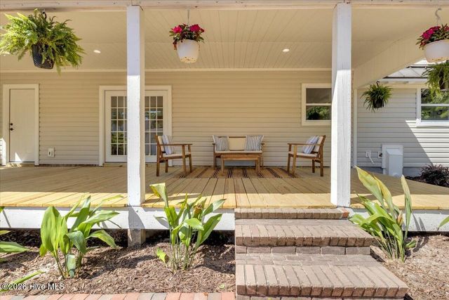 2950 Scotts Hill Loop Road, Wilmington, NC 28411