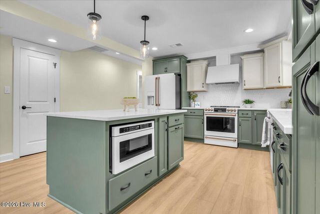 2950 Scotts Hill Loop Road, Wilmington, NC 28411