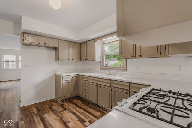 3142 Fairlawn Drive, Columbus, IN 47203
