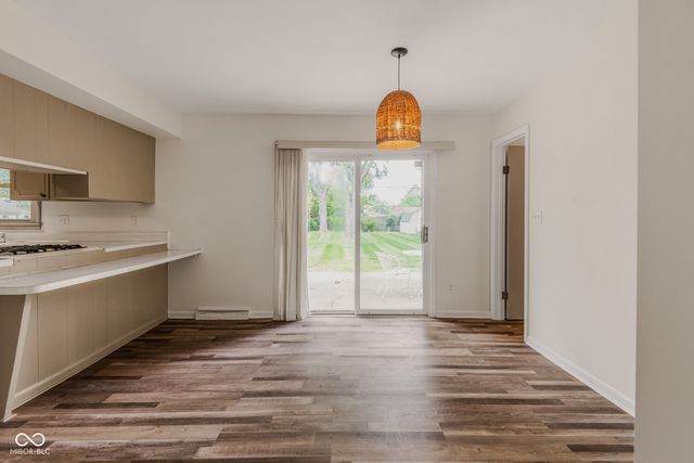 3142 Fairlawn Drive, Columbus, IN 47203