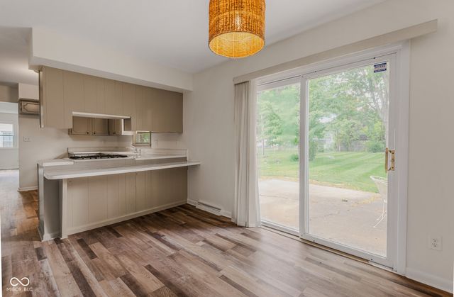 3142 Fairlawn Drive, Columbus, IN 47203