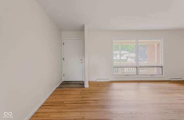 3142 Fairlawn Drive, Columbus, IN 47203