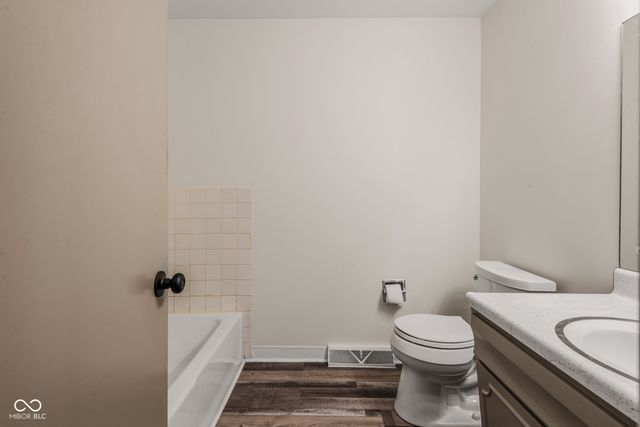 3142 Fairlawn Drive, Columbus, IN 47203