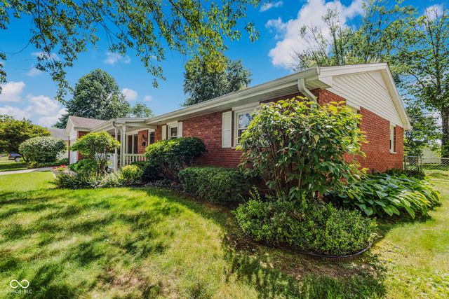 3142 Fairlawn Drive, Columbus, IN 47203