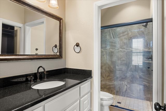 1106 W Iberian Court, Granbury, TX 76048