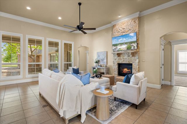 1106 W Iberian Court, Granbury, TX 76048
