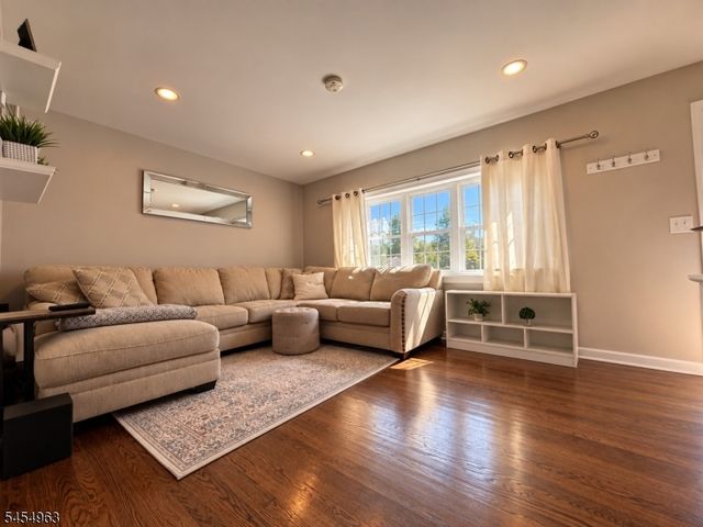 91 Lynwood Rd, Verona Twp., NJ 07044