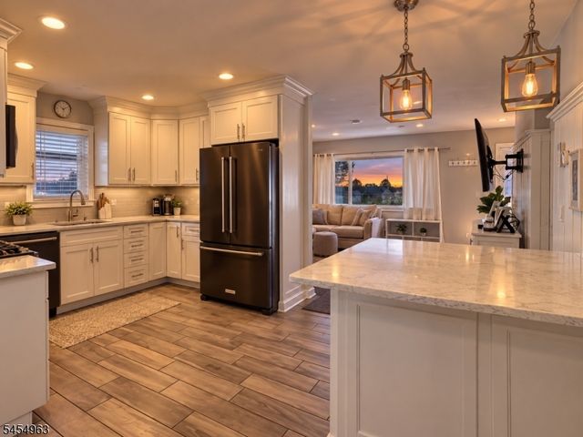 91 Lynwood Rd, Verona Twp., NJ 07044