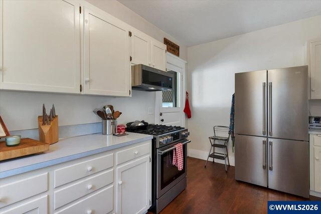 8032 Liberty Rd S, Salem, OR 97306