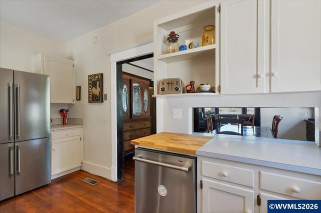 8032 Liberty Rd S, Salem, OR 97306