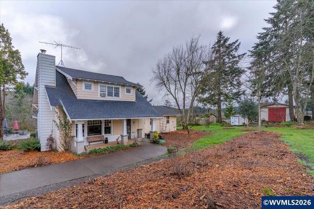 8032 Liberty Rd S, Salem, OR 97306