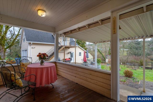 8032 Liberty Rd S, Salem, OR 97306