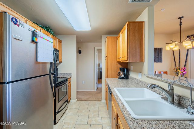 2550 E River Rd Unit 16305, Tucson, AZ 85718