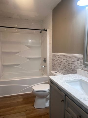 211 W Lyons St, Gallatin, TN 37066