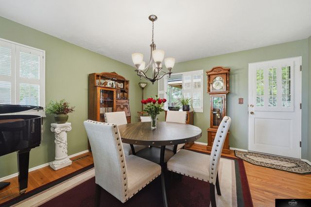 8022 Talbot Trail, Lincoln, NE 68506