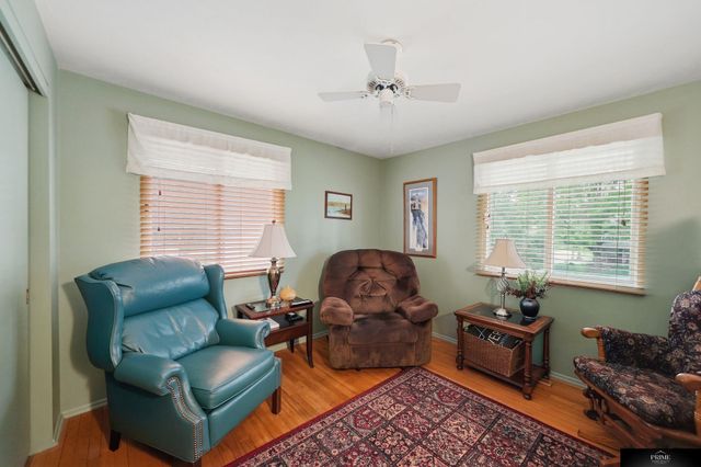 8022 Talbot Trail, Lincoln, NE 68506