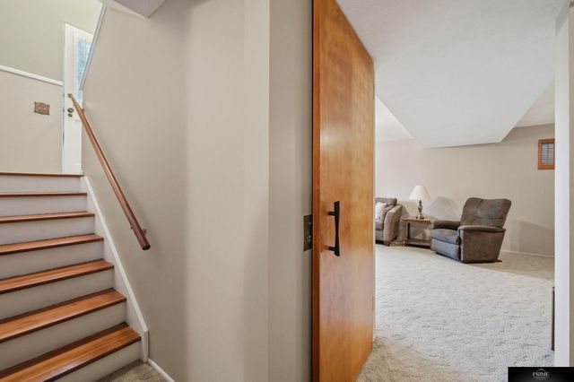 8022 Talbot Trail, Lincoln, NE 68506