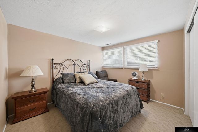 8022 Talbot Trail, Lincoln, NE 68506