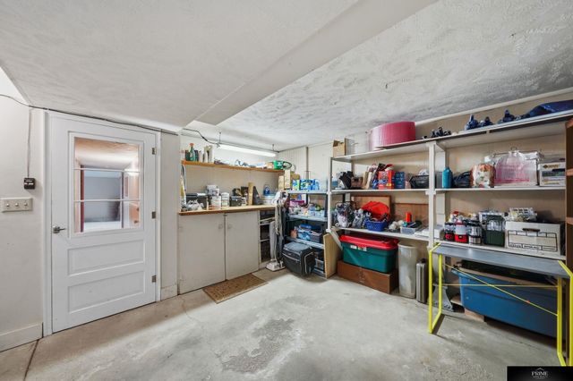 8022 Talbot Trail, Lincoln, NE 68506