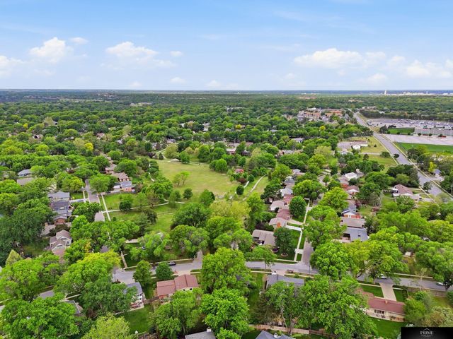 8022 Talbot Trail, Lincoln, NE 68506